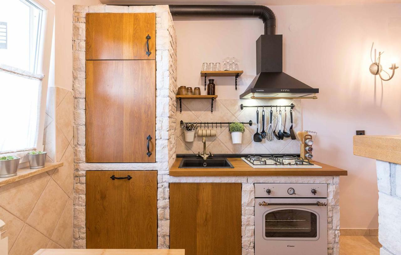 Istriamazing Apartments Pula Ngoại thất bức ảnh